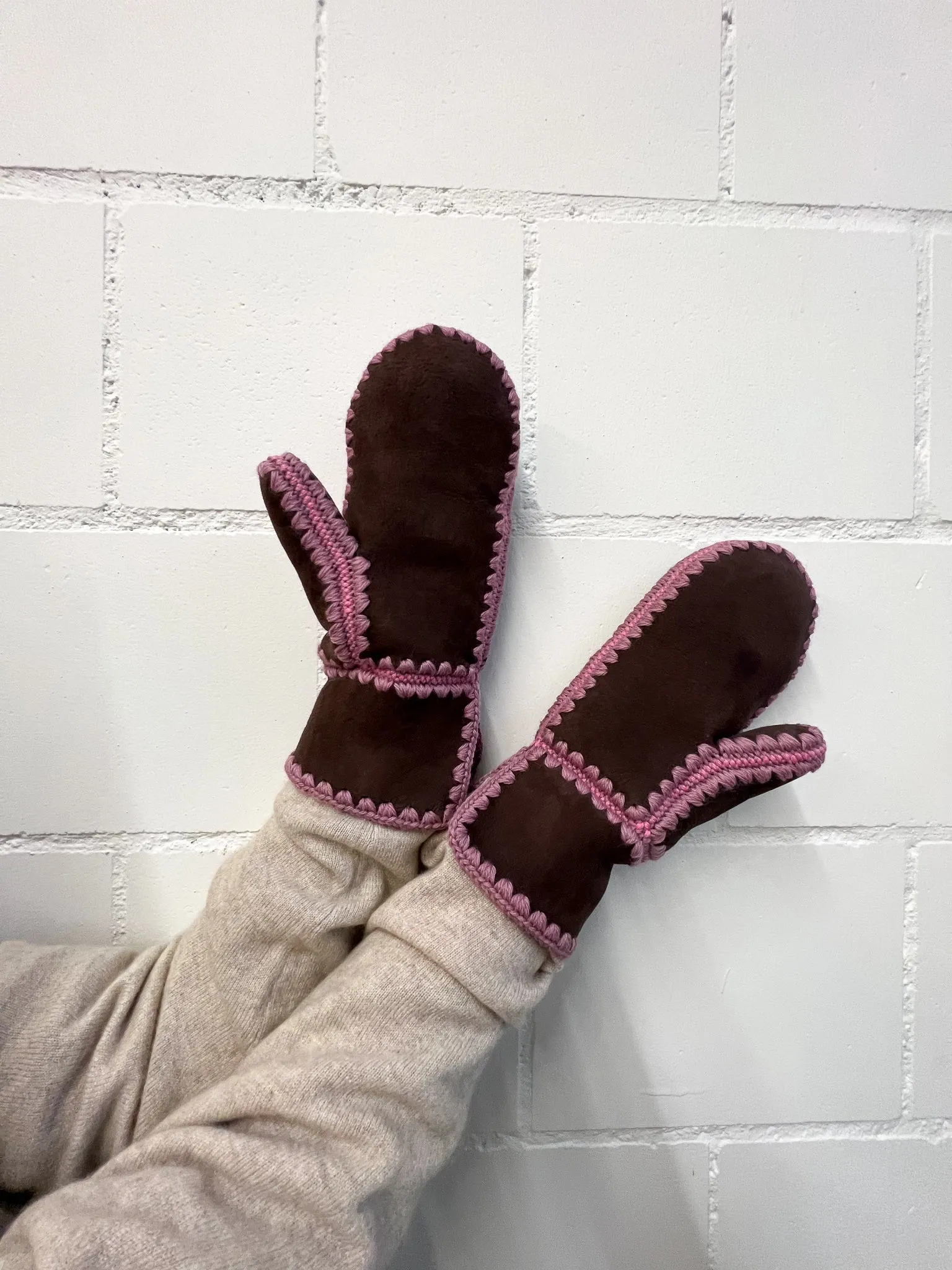 Cyclamen Handmade Shearling Gloves