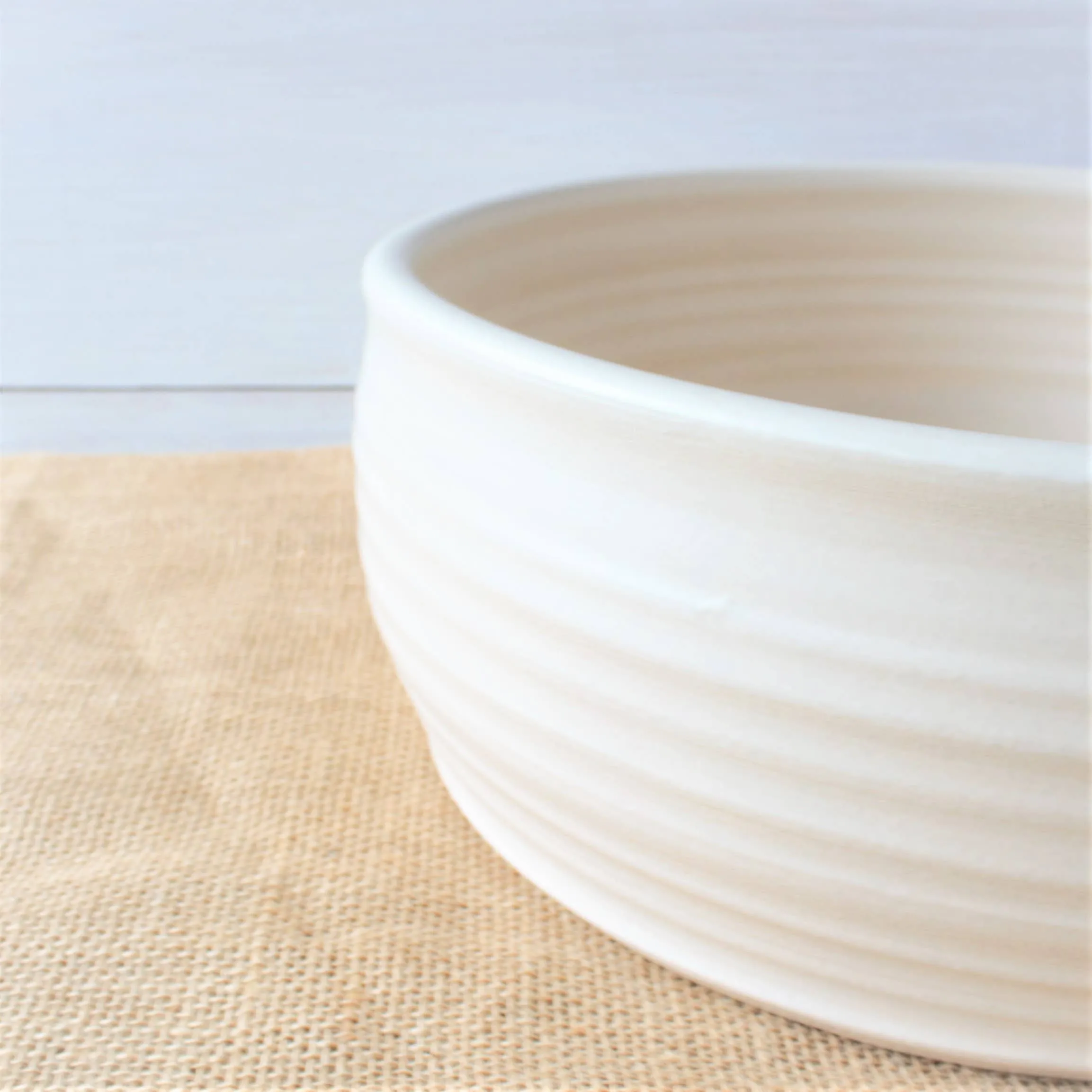 Drift White Medium Serving Bowl