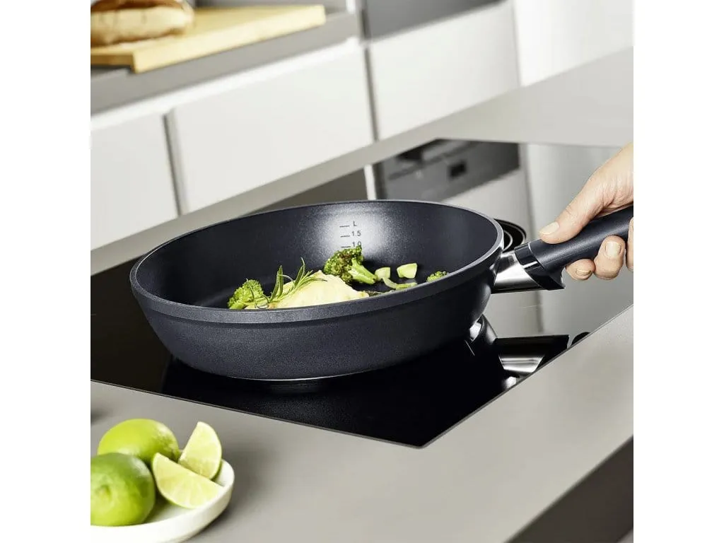 Fissler Levital Comfort Pan 24CM-159-121-24-1000